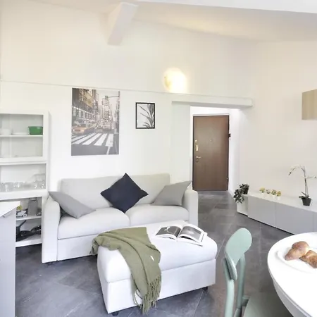 Apartment I Host - Pericle 9 *