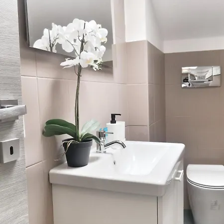 Apartment I Host - Pericle 9 Milan