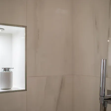 Apartment Ross Quadrell - *