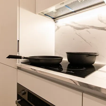 Luxury - A Due Passi Dal Centro Di Daire Milano
