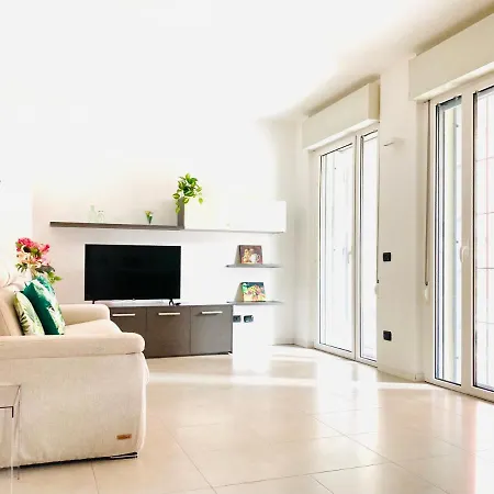 Stepandgo Navigli 公寓 *