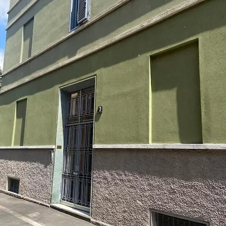 Designhousemilano * Milano