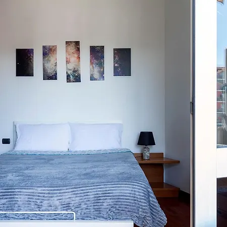 Stazione - Ariel - Luminoso Con Terrazzo Fino A 6 Posti Letto Milano