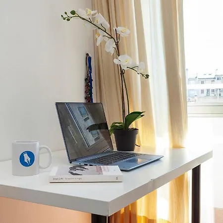 Stazione - Ariel - Luminoso Con Terrazzo Fino A 6 Posti Letto Lejlighed