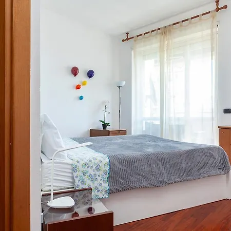 Stazione - Ariel - Luminoso Con Terrazzo Fino A 6 Posti Letto * Milano