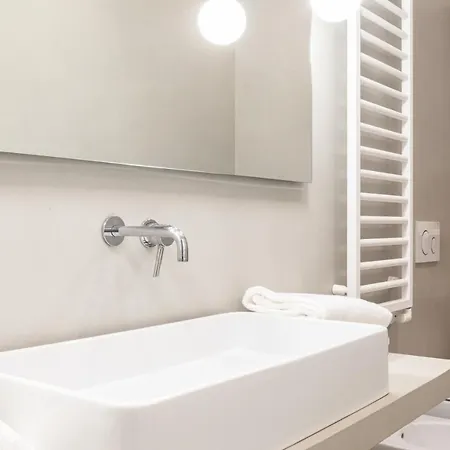 Collection Moscova 8 - Collection * Milão