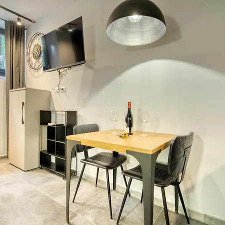 Maison d'hôtes Italianflat - Angolino Dei Navigli 3*