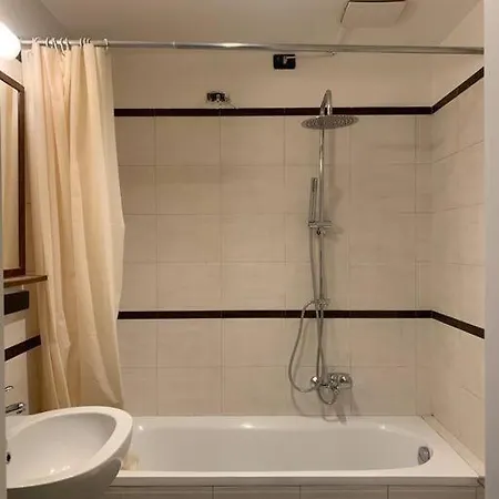 Ven79 Loreto - Duomo - Near To The Station - * Milán