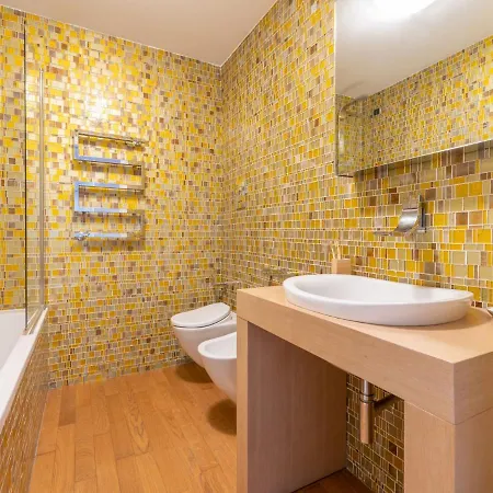 Apartament The Rent - Modern Two-bedroom Near Navigli Mediolan