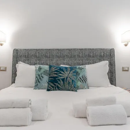 Duomo Smart 4* Milan