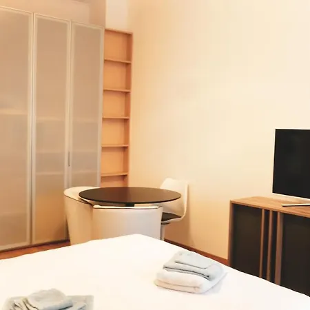Domusmi Emanuele Filiberto-4 Apartamento