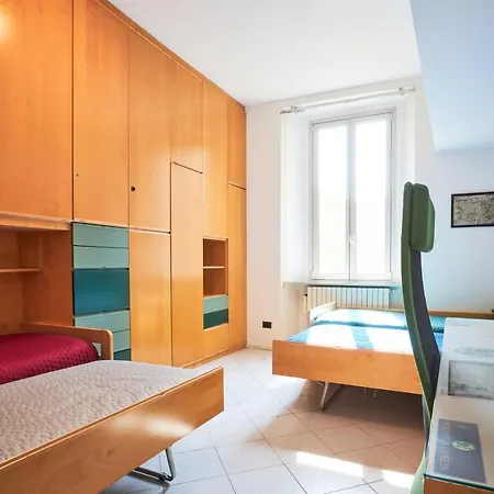 Harry Potter's Magic House - Metro M4 - Linate - Citta Studi * Milán