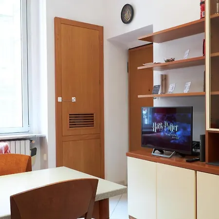 Apartment Harry Potter's Magic House - Metro M4 - Linate - Citta Studi Milan