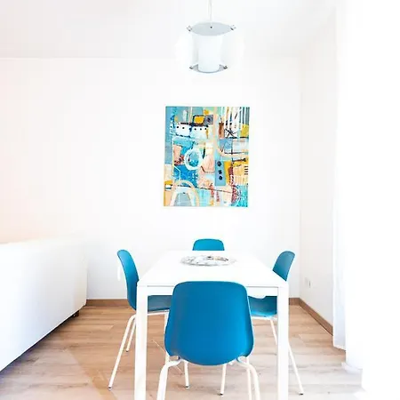 Modern New Near Corso Sempione Apartment