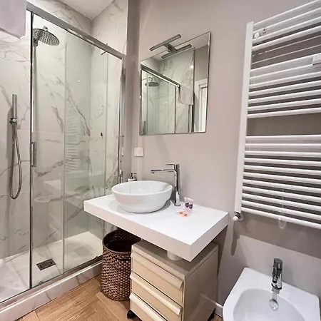 Apartment Kibilu - Corso Ventidue Marzo - Centro Citta *