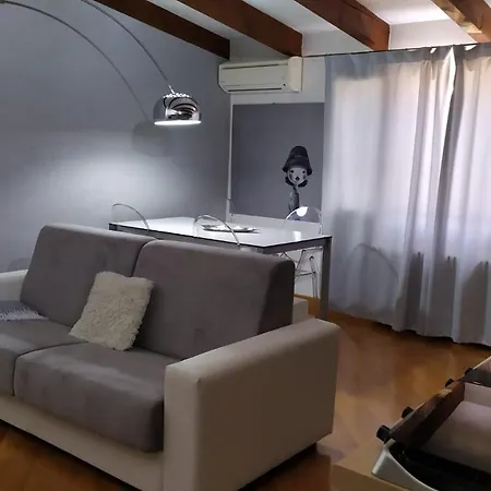 Nolo93 Attic Right In Front Of The Metro Station To Duomo Milano