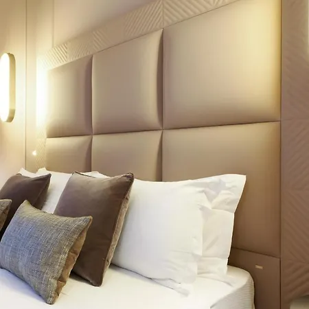 Prestige Boutique - Piazza Duomo View Apartamento 4*