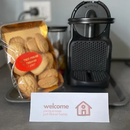 A Casa - Just Like At Daire