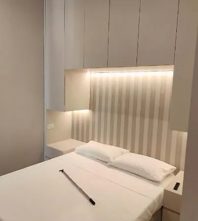 Marcora 6t Luxury Living In Brera - 15min Walk To Duomo *