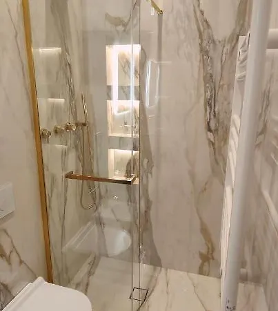 Marcora 6 T Luxury Living *