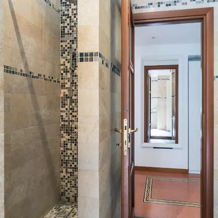 Easylife - - Friuli 3 - Porta Romana Διαμέρισμα *