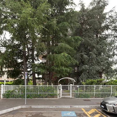 Guesthost - Con Terrazzo A Milano- Greco Pirelli! Lägenhet Milano