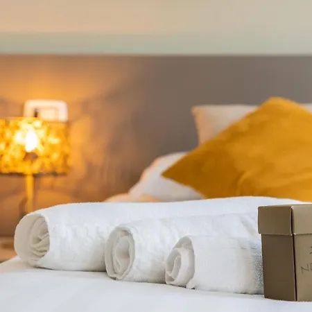 Bed & Breakfast Martini