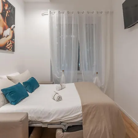 The Rent - Gorgeous One-bedroom In Ticinese Apartment