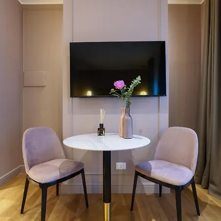 Prestige Boutique - Piazza Duomo View Apartamento Milão
