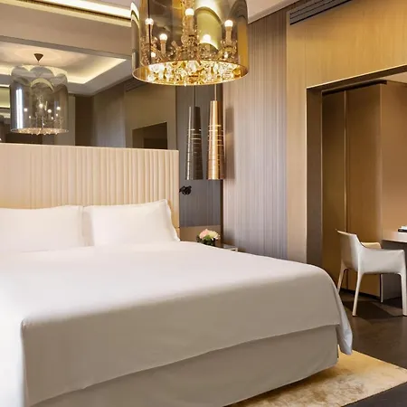 Excelsior Gallia, A Luxury Collection Hotel, 5* Milán