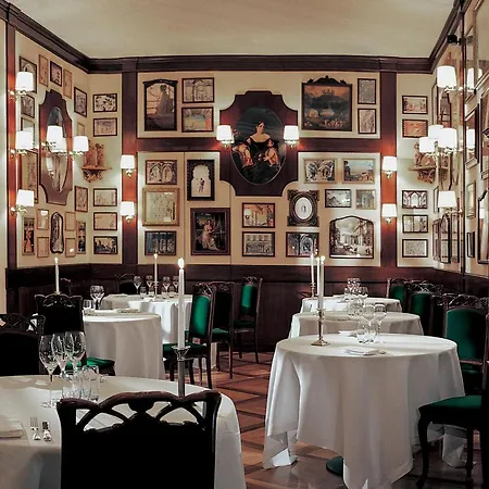 Grand Et De - The Leading Of The World