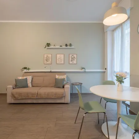 I Host - Montesuello 9 * Μιλάνο