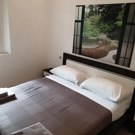 Lovely & Spacious - 4 Queen Bed *