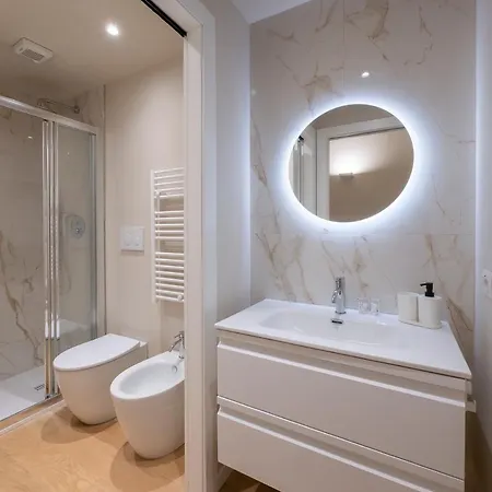 I Host - Ranzoni 2 Milán