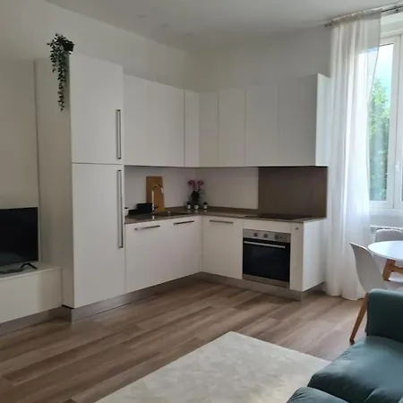 Apartment La Casa Salvia Tra Bocconi E Navigli