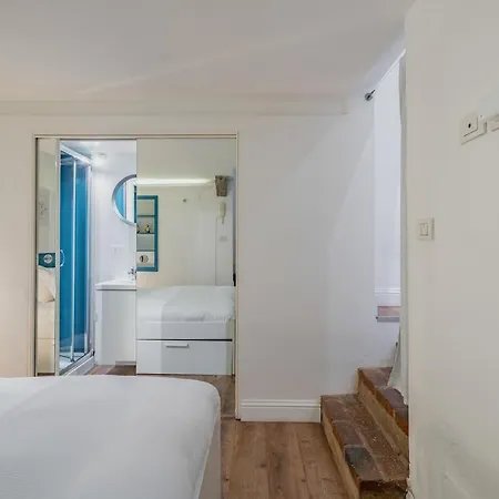 Relstay - Brera District Milão