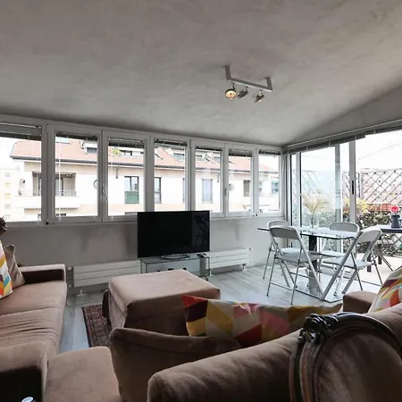 Primopiano - Previati Apartment