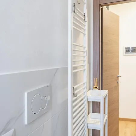 Easylife - Raffinato Ed Elegante In Porta Venezia Mediolan