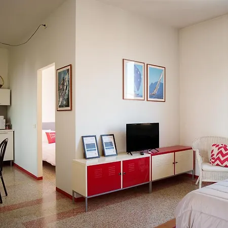 Accomodo Mib13 Bivano Navigli * Milão