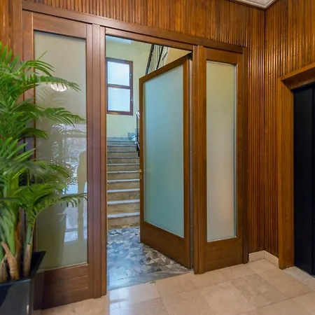 Montenapoleone 5 Min Duomo Fashion Center Apartmán