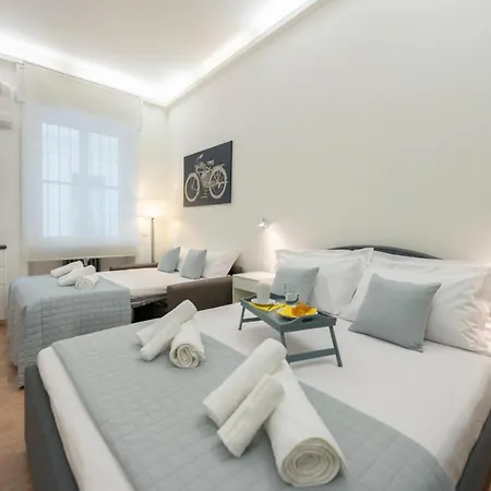 Montenapoleone 5 Min Duomo Fashion Center Milán