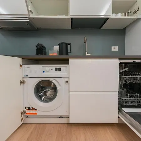 Montenapoleone 5 Min Duomo Fashion Center Apartmán *