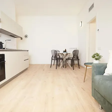 Apartamento Urban Flats Modern Few Minuts From Duomo Milán