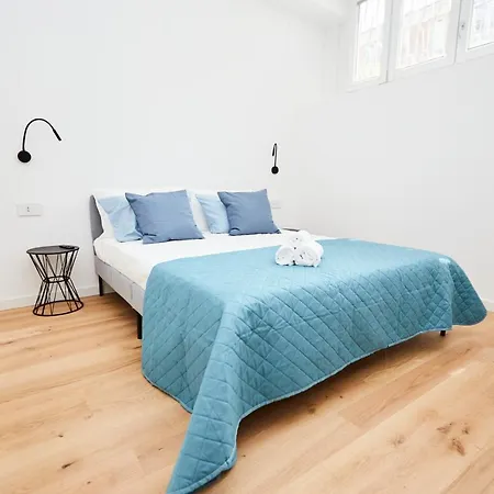 Urban Flats Modern Few Minuts From Duomo *