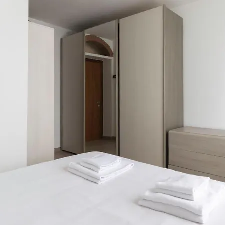 Italianway Easy - Andrea Ponti 1 Apartament *