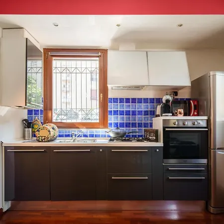 Accomodo Mib15 Bivano Navigli Hotel