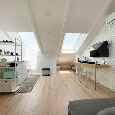 Apartment Design Fiera City-life, Mico