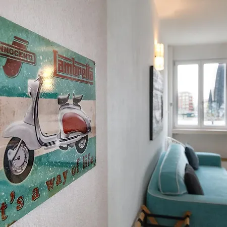Luxury Flat By Station / Unique View Milan