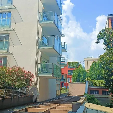 Vela Centro Con Garage Apartment