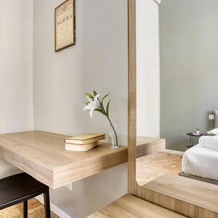 Apartment Joivy Cute Near Guastalla Gardens *